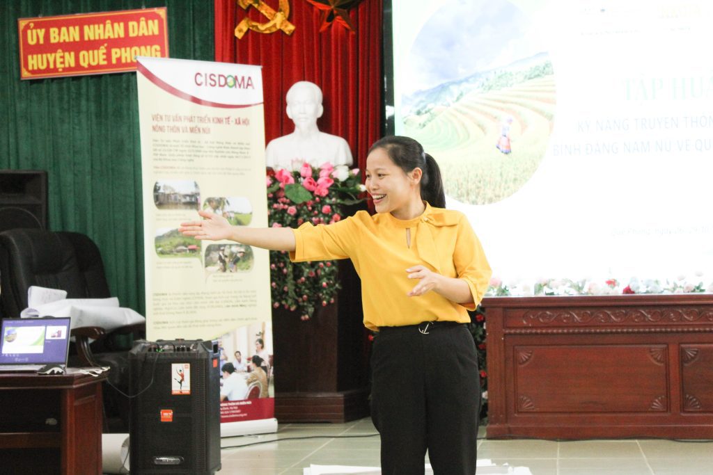 Ảnh tập huấn truyền thông đã chỉnh sửa-22